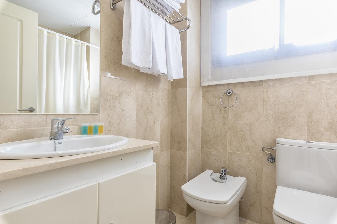 Renthas Benalmadena Playa Apartment Room photo